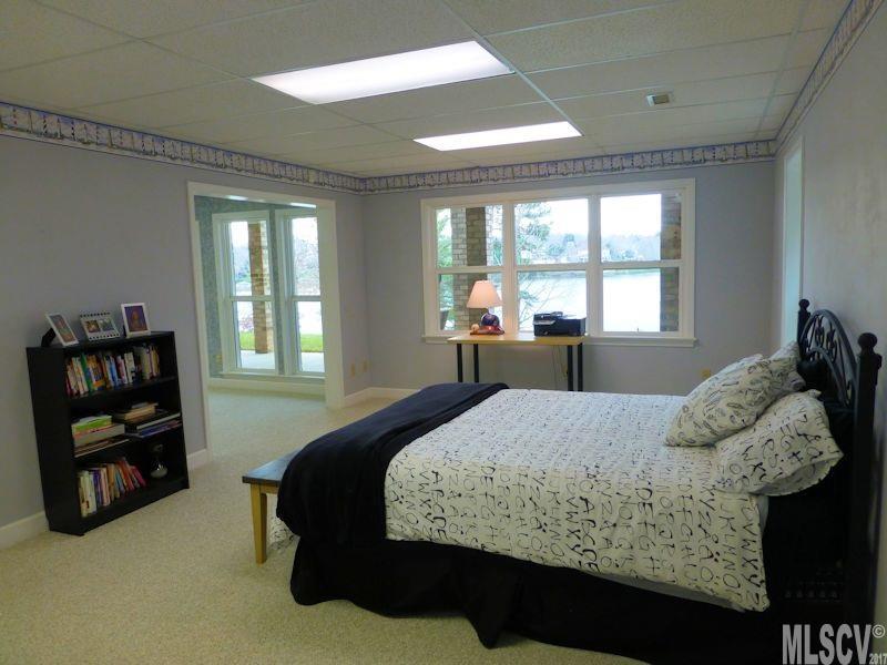 182 Players Ridge Road Hickory, NC 28601 - Photo 14 of 25 Gallery Image 14