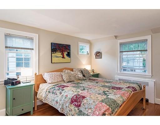 295 Russett Road Brookline, MA 02467 - Photo 13 of 18