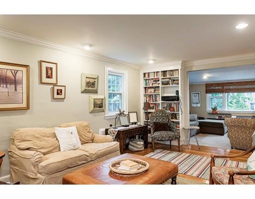 295 Russett Road Brookline, MA 02467 - Photo 4 of 18