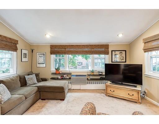 295 Russett Road Brookline, MA 02467 - Photo 9 of 18