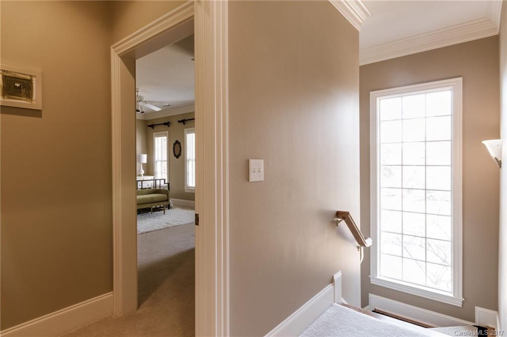 523 Queens Road, Unit 523 Charlotte, NC 28207 - Photo 12 of 24 Gallery Image 12