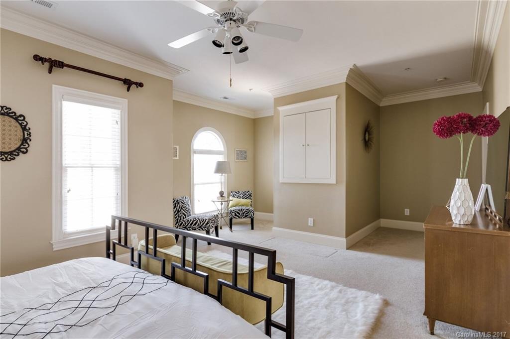 523 Queens Road, Unit 523 Charlotte, NC 28207 - Photo 15 of 24 Gallery Image 15