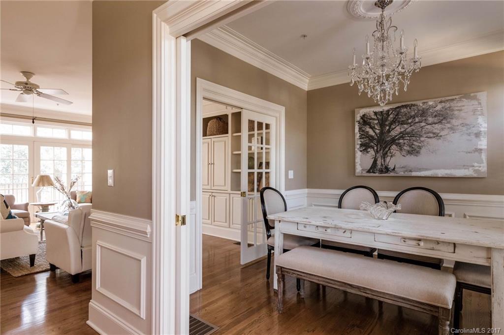 523 Queens Road, Unit 523 Charlotte, NC 28207 - Photo 6 of 24 Gallery Image 6