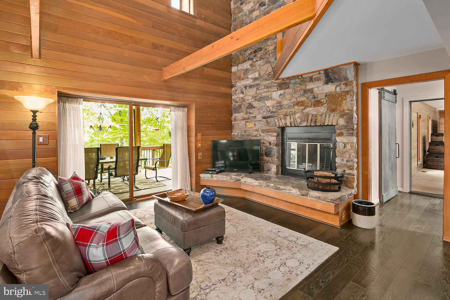40824 Manor House Road Leesburg, VA 20175 - Photo 8 of 70 Gallery Image 8