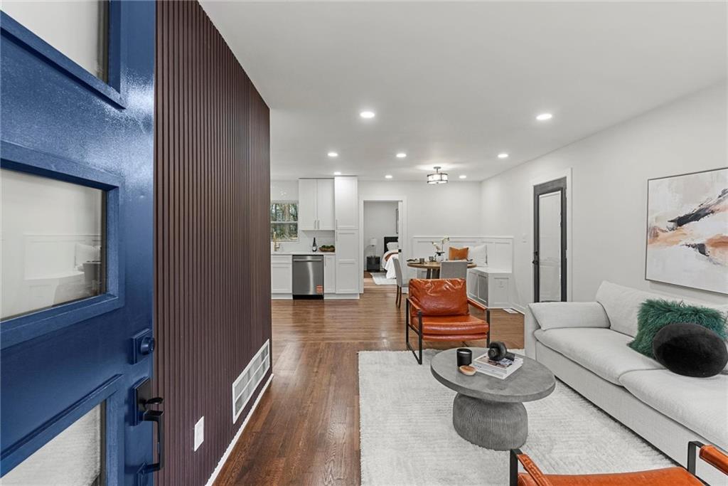 4027 Lindsey Drive Decatur, GA 30035 - Photo 2 of 20