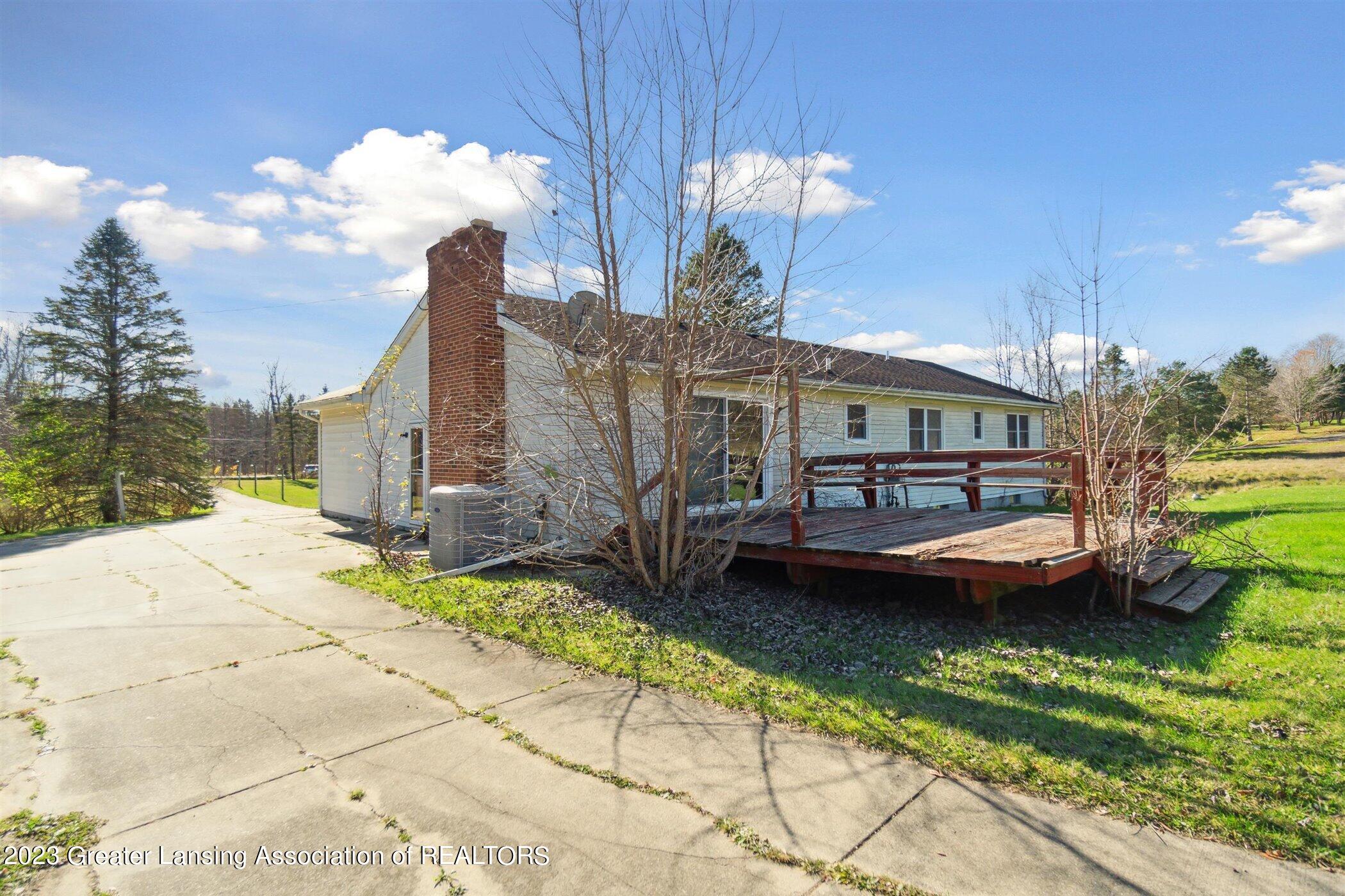 2110 West Barron Road Howell, MI 48855 - Photo 26 of 48 35-2110-W-Barron-Rd-Howell-MI-48855-Wind