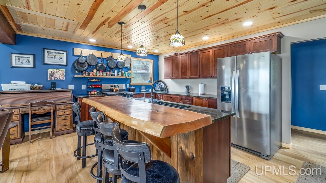8868 Ll Road Rapid River, MI 49878 - Photo 11 of 33 Gallery Image 11