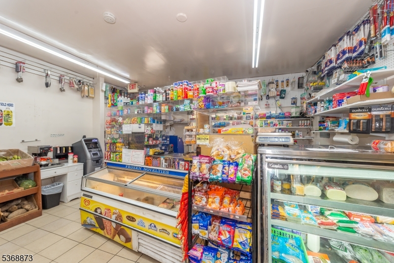 609 Madison Avenue, Unit 2 Paterson, NJ 07514 - Photo 14 of 43