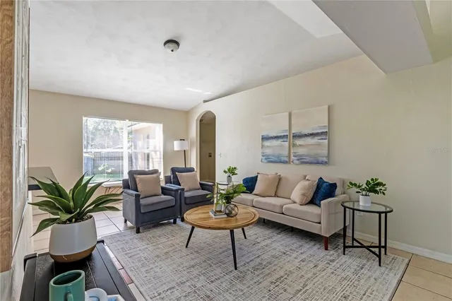 $269,900 | 816 Grove Avenue, Daytona Beach, FL 32117