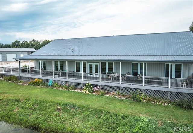 $925,000 | 14395 Hwy F Canton Mo 63435, Canton, MO 63435