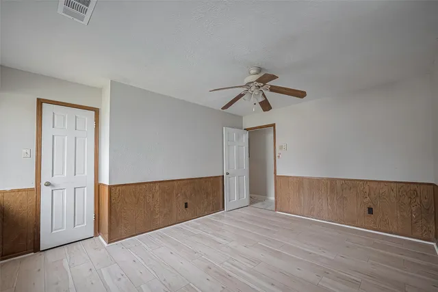 $375,000 | 811 Loire Lane, Houston, TX 77090