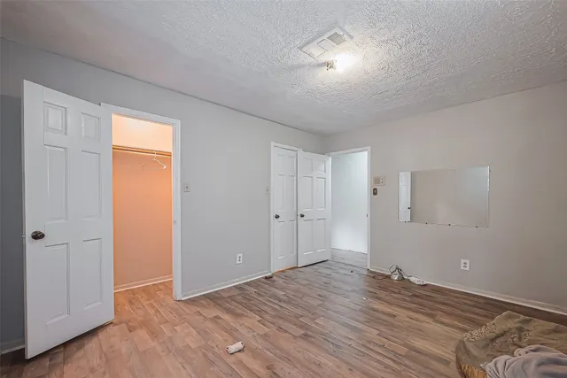 $375,000 | 811 Loire Lane, Houston, TX 77090