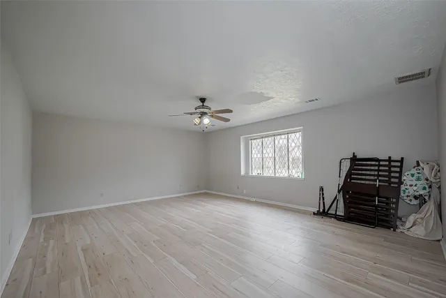 $375,000 | 811 Loire Lane, Houston, TX 77090