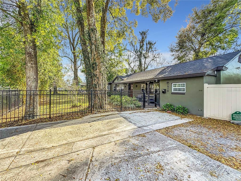 1514 South Ferncreek Ave  