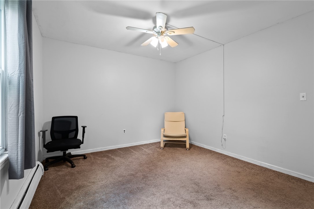 727 E Road Tiverton, RI 02878 - Photo 21 of 41