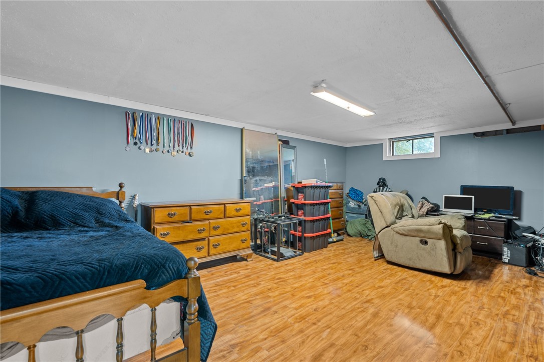727 E Road Tiverton, RI 02878 - Photo 25 of 41