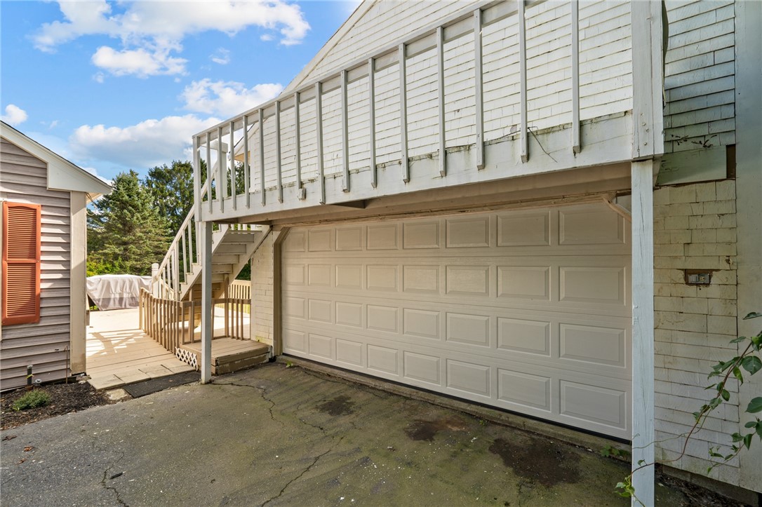 727 E Road Tiverton, RI 02878 - Photo 30 of 41