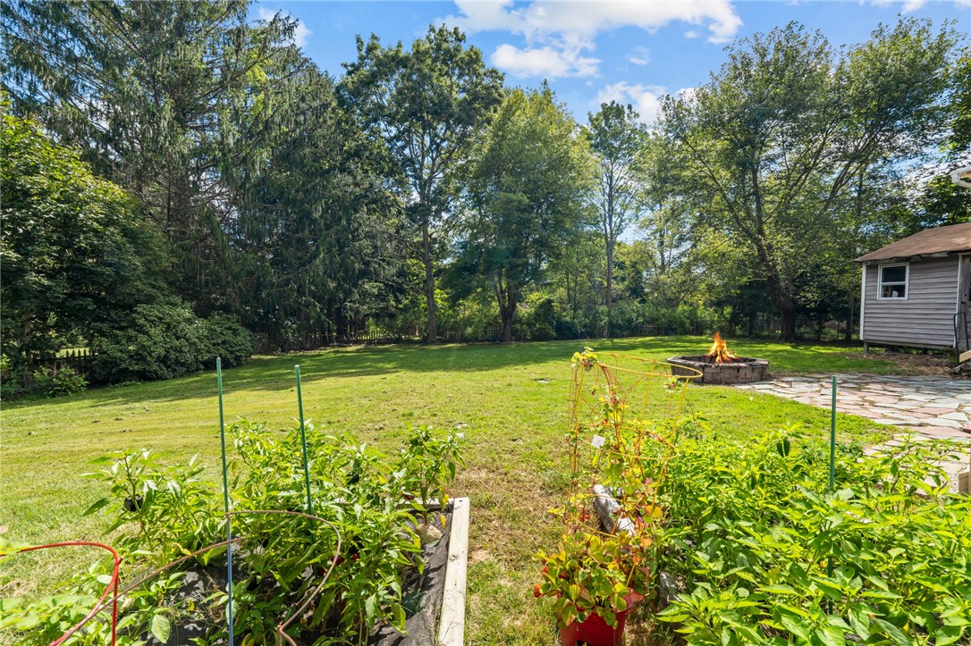 727 E Road Tiverton, RI 02878 - Photo 35 of 41