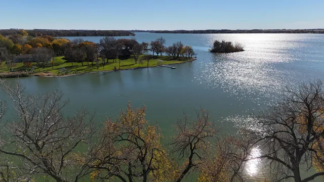 $649,000 | 6 Edgewater Road, Slayton, MN 56172