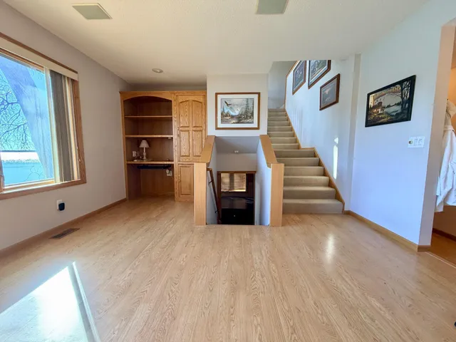 $649,000 | 6 Edgewater Road, Slayton, MN 56172