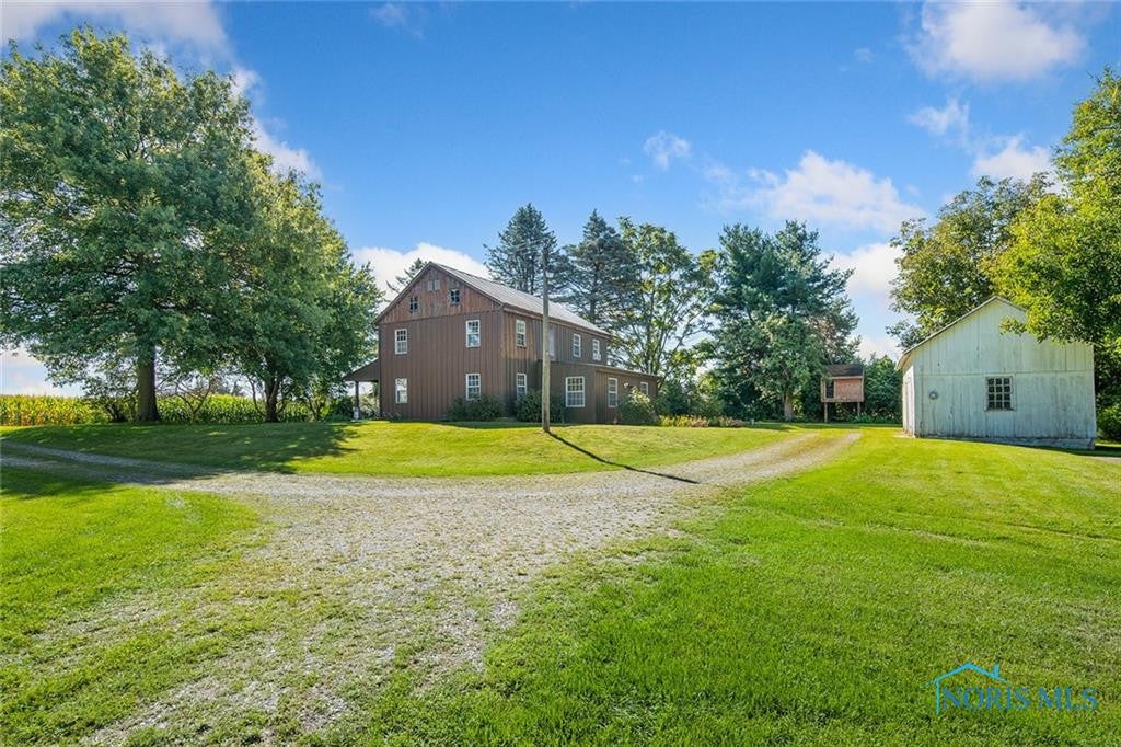 7450 Finzel Road Whitehouse, OH 43571 - Photo 6 of 50 Gallery Image 6