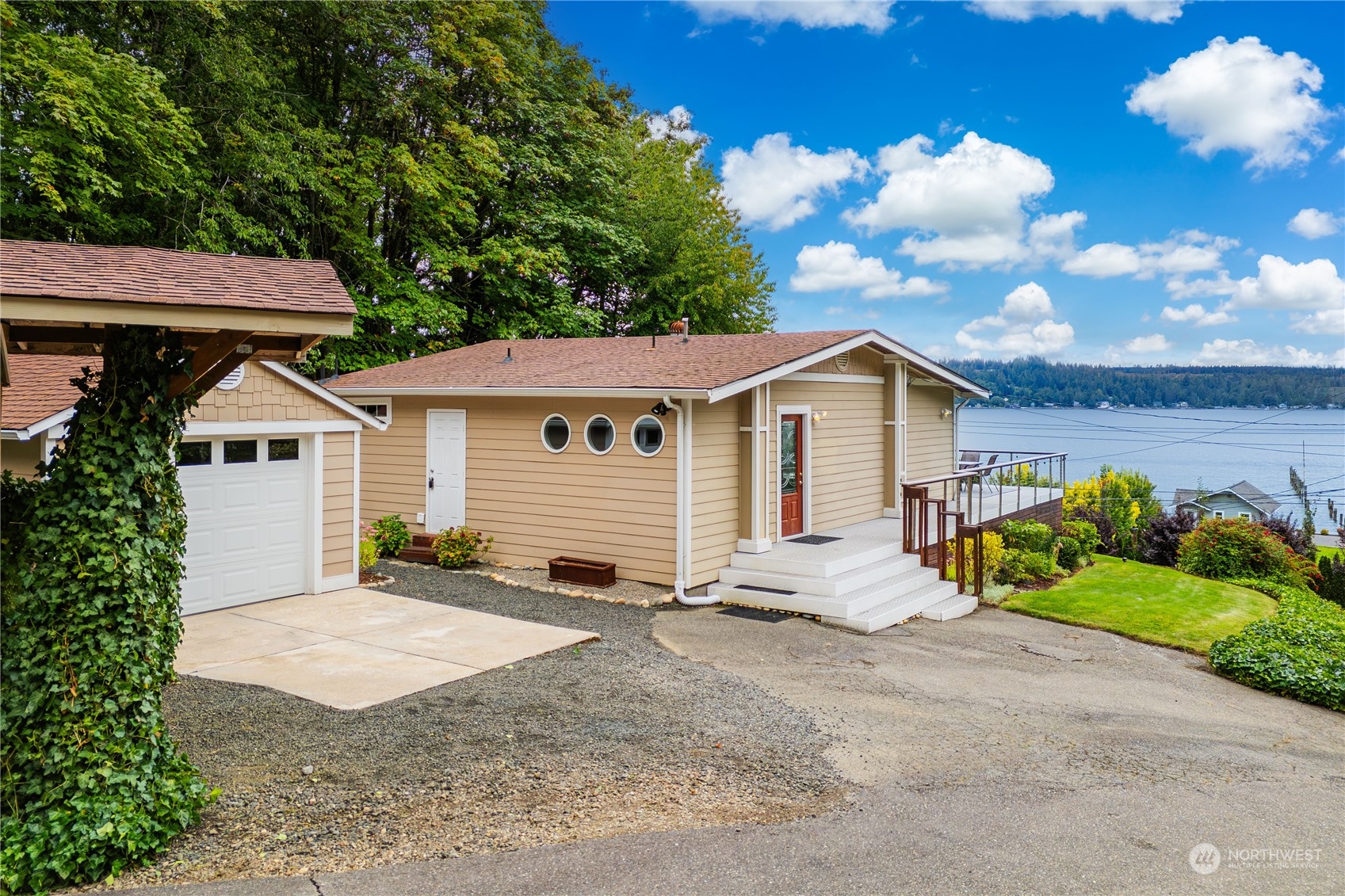 4050 Northeast North Shore Road Belfair, WA 98528 - Photo 2 of 40