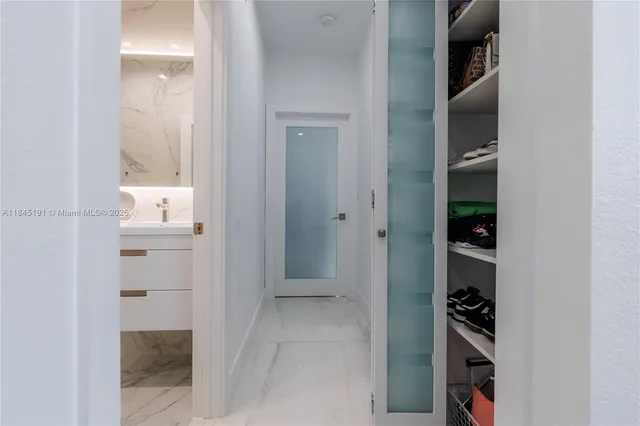 $1,275,000 | 13731 Southwest 136th Place, Miami, FL 33186