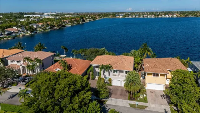 $1,275,000 | 13731 Southwest 136th Place, Miami, FL 33186
