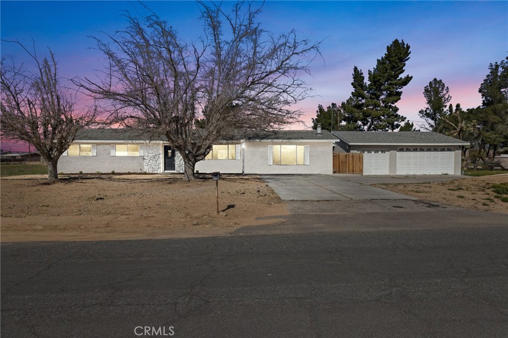 14450 Jicarilla Road Apple Valley, CA 92307 - Photo 2 of 54