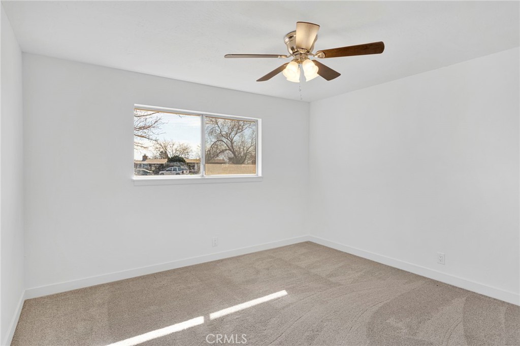 14450 Jicarilla Road Apple Valley, CA 92307 - Photo 37 of 54