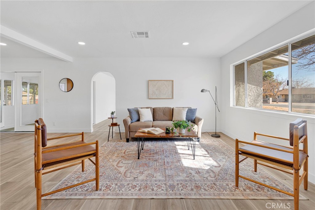 14450 Jicarilla Road Apple Valley, CA 92307 - Photo 8 of 54