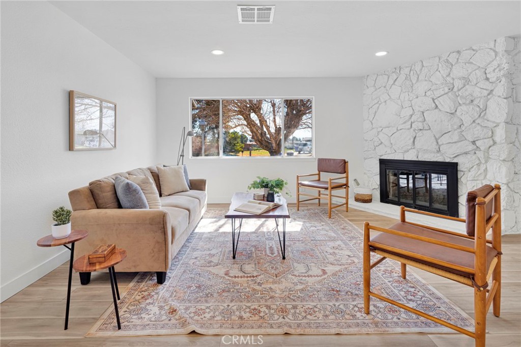 14450 Jicarilla Road Apple Valley, CA 92307 - Photo 9 of 54