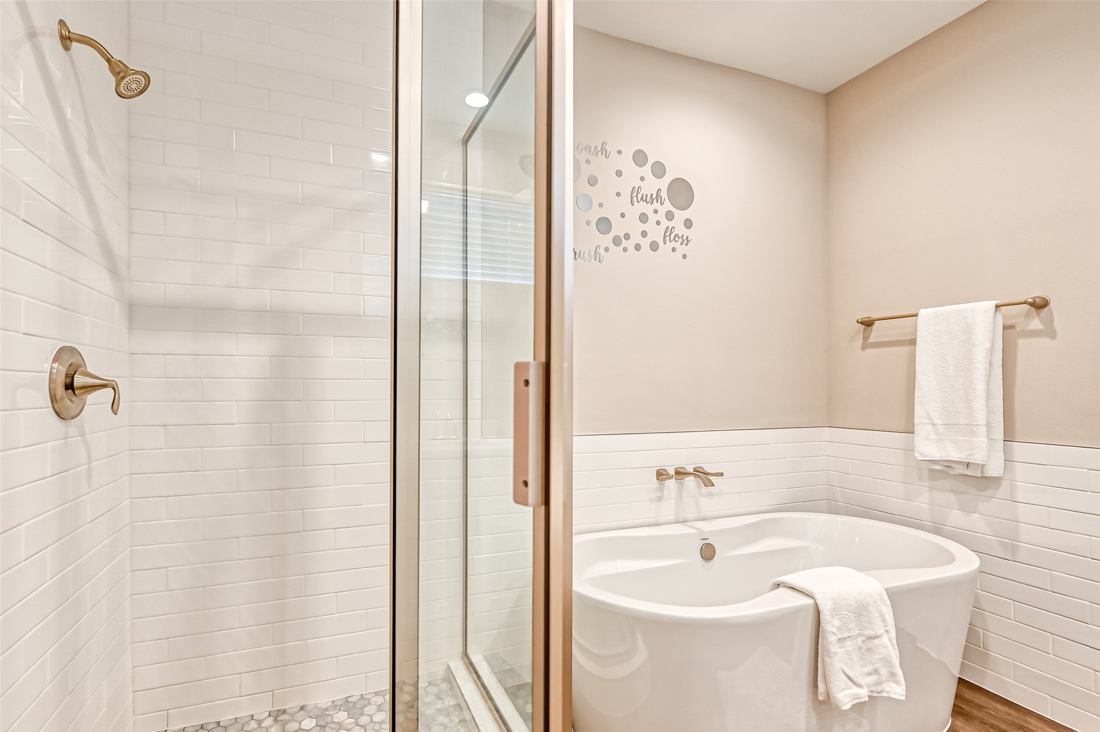 882 Fortune Street Houston, TX 77088 - Photo 8 of 18 a bathroom with a sink and a mirror