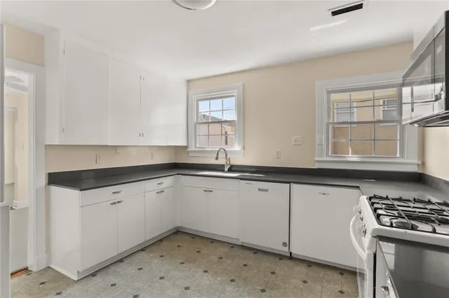 $2,500 | 4319 Baronne Street, New Orleans, LA 70115