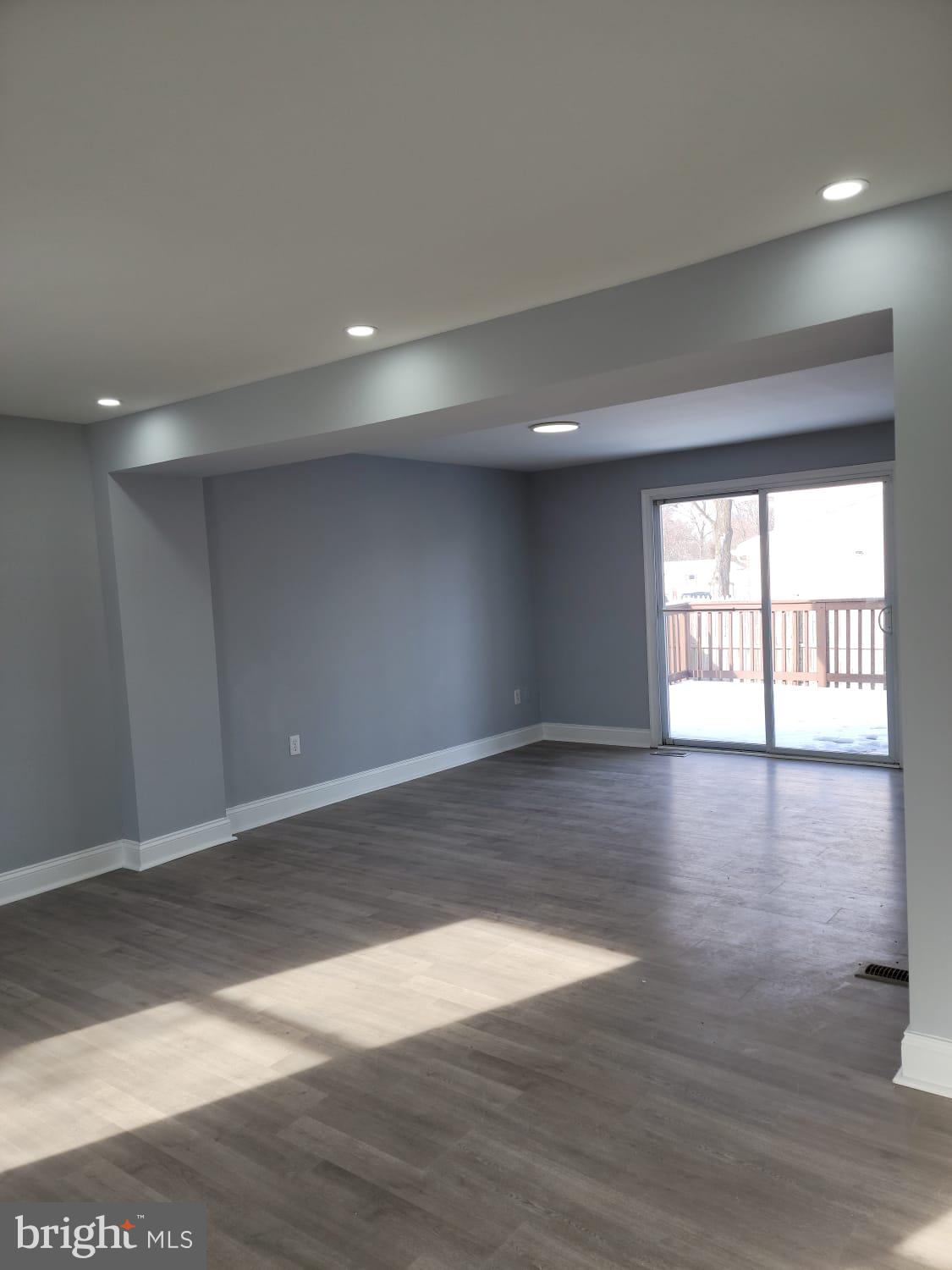 135 North Harrison Road Sterling, VA 20164 - Photo 48 of 73 DINNING ROOM
