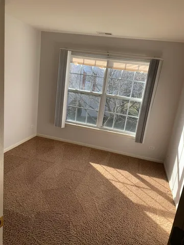 $2,650 | 876 Stuarts Drive, St. Charles, IL 60174