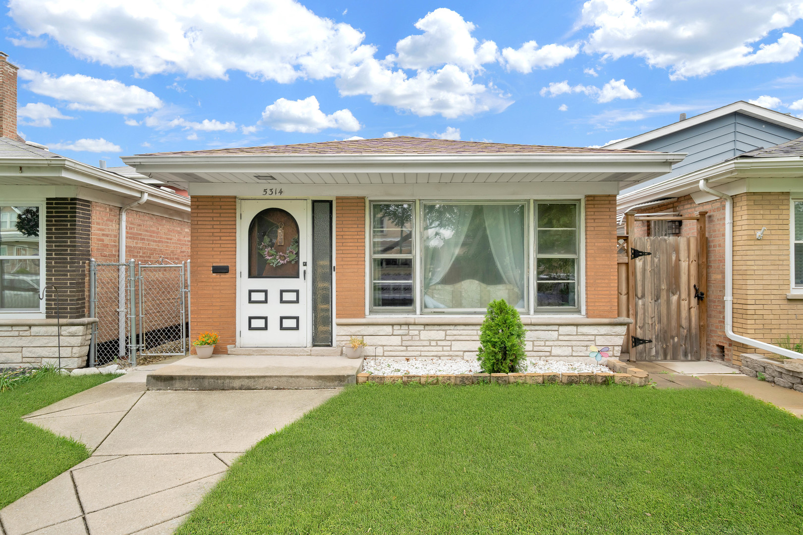 5314 South Harding Avenue Chicago, IL 60632 - Photo 1 of 17 Gallery Image 1