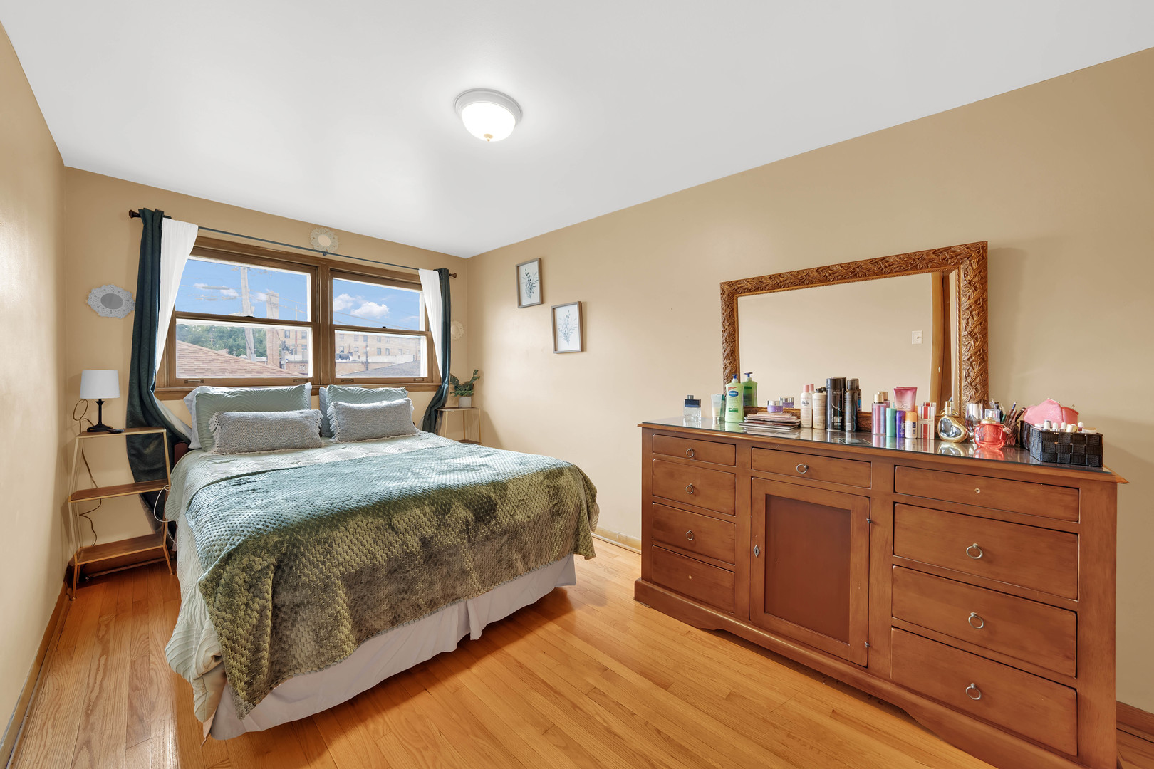 5314 South Harding Avenue Chicago, IL 60632 - Photo 11 of 17 Gallery Image 11