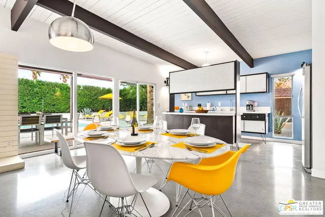 $5,500 | 400 East Glen Circle South, Palm Springs, CA 92262