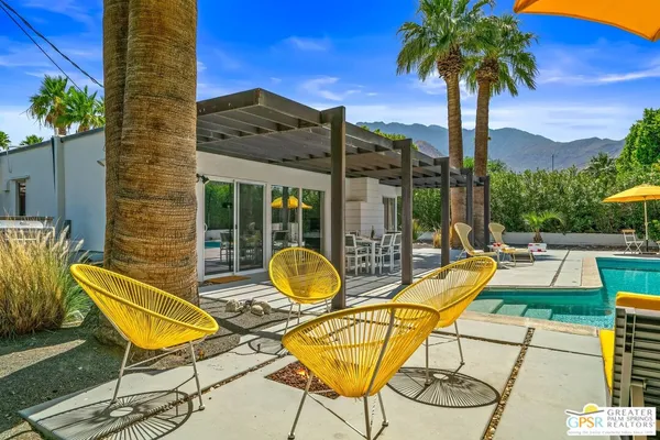 $4,950 | 400 East Glen Circle South, Palm Springs, CA 92262