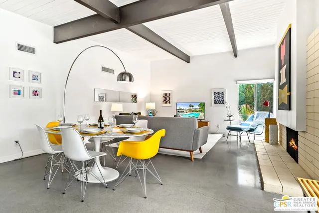 $5,500 | 400 East Glen Circle South, Palm Springs, CA 92262