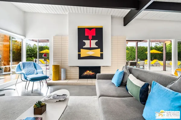 $4,950 | 400 East Glen Circle South, Palm Springs, CA 92262