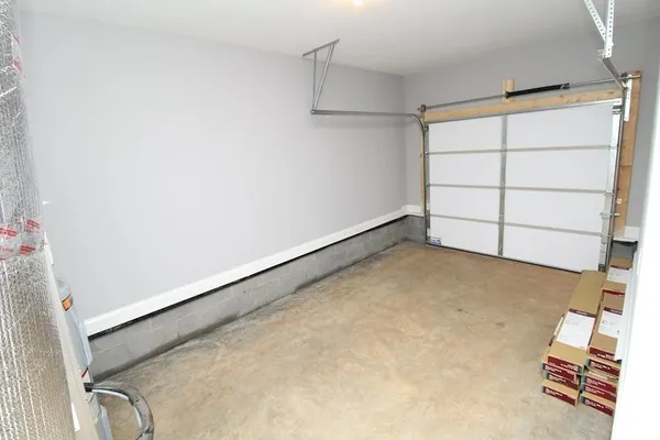 $1,295 | 1724 Manning Drive, Unit 2, Clarksville, TN 37042