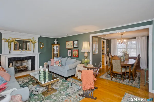 $399,900 | 25 Nutmeg Road, East Granby, CT 06026