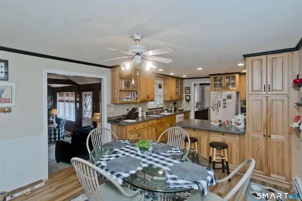 $399,900 | 25 Nutmeg Road, East Granby, CT 06026