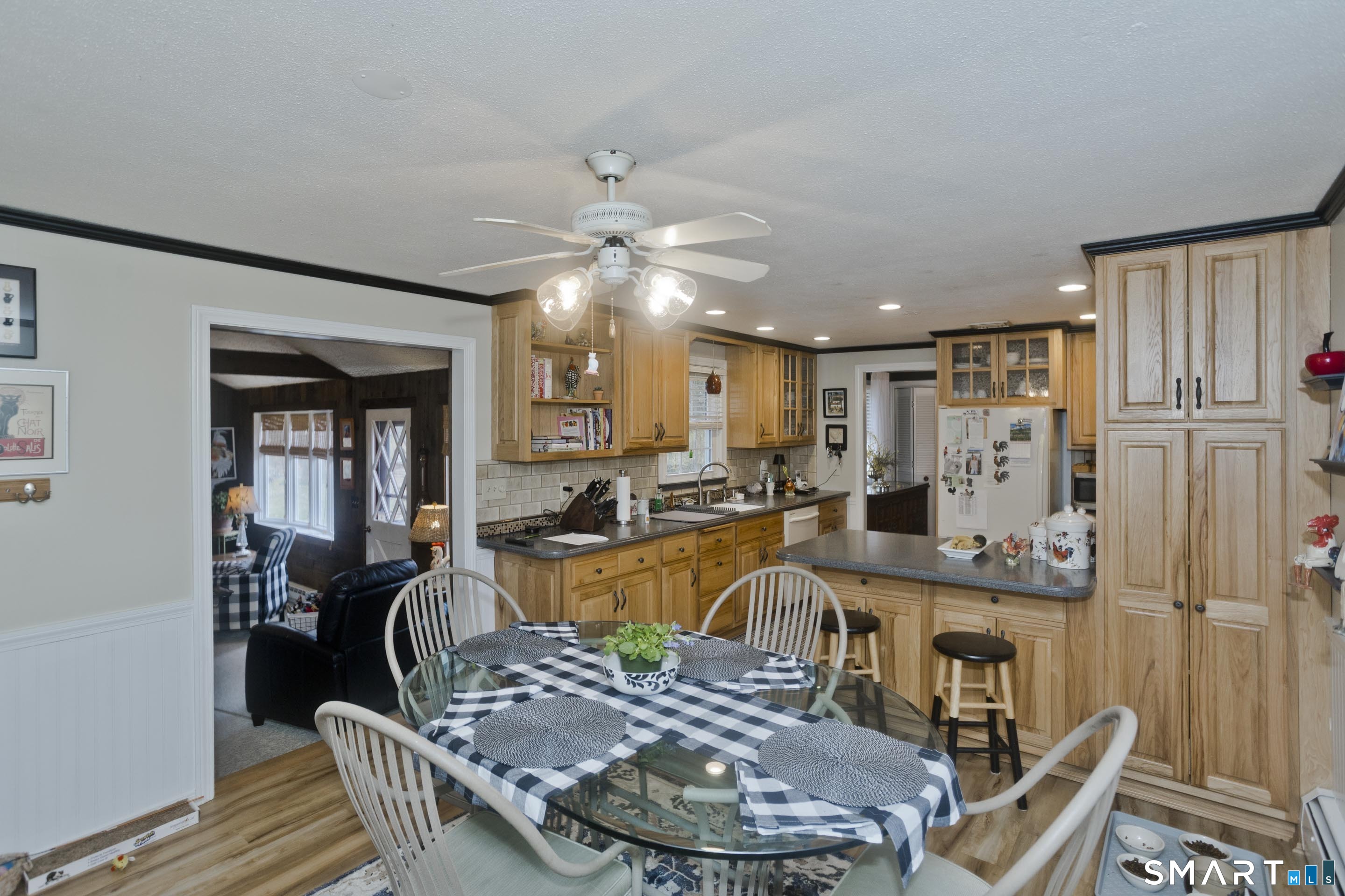 25 Nutmeg Road East Granby, CT 06026 - Photo 9 of 40