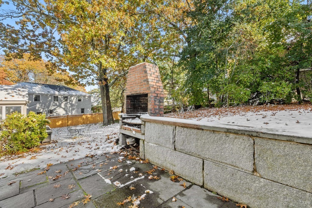 136 Oliver Road Newton, MA 02468 - Photo 38 of 38 Gallery Image 38