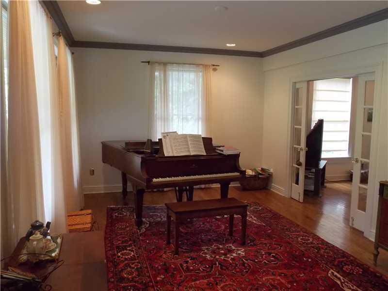 1752 Piper Road Ligonier, PA 15658 - Photo 5 of 25 Dining Room.