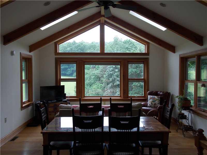 1752 Piper Road Ligonier, PA 15658 - Photo 9 of 25 Family Room.