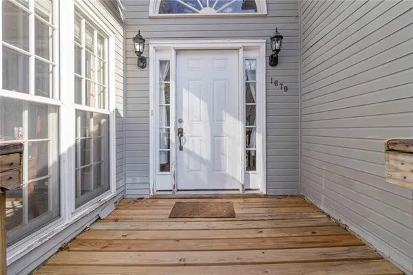 a view of entrance door of the house